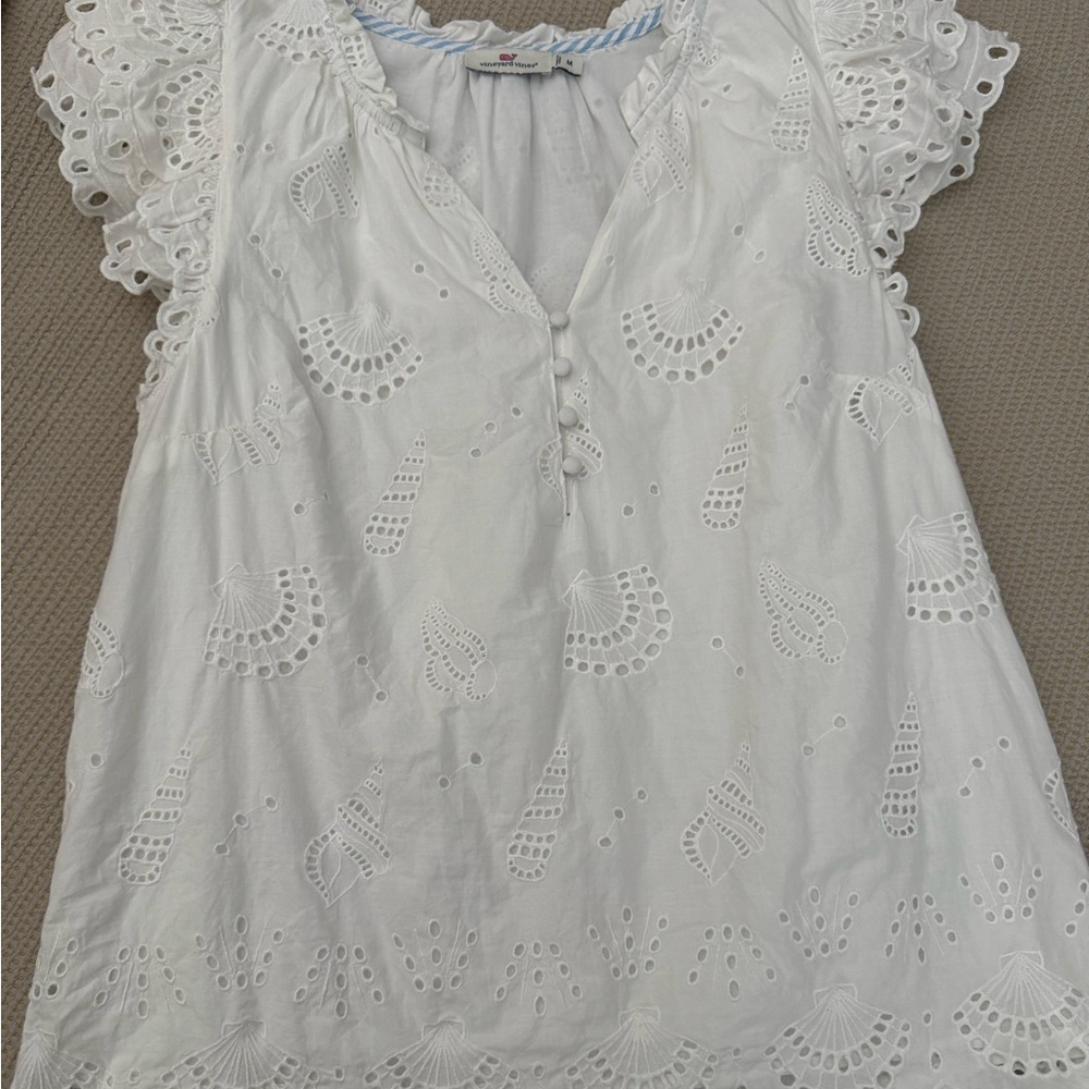 Vineyard Vines White Ruffled Top